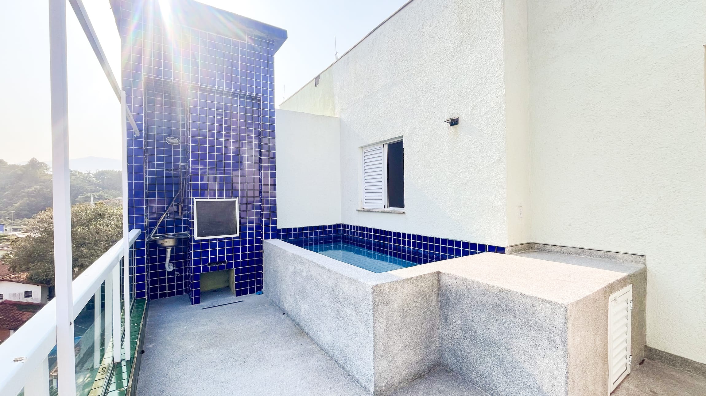 Apartamento à venda e aluguel com 3 quartos, 150m² - Foto 21