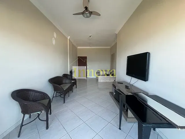 Apartamento 3 quartos e 1 banheiro, para alugar, no bairro Centro em Caraguatatuba