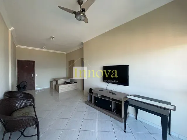 Apartamento 3 quartos e 1 banheiro, para alugar, no bairro Centro em Caraguatatuba