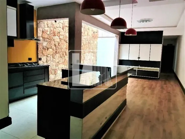 Apartamento com 88m² 3 quartos e 1 banheiro, à venda, no bairro Santa Maria em Santo André
