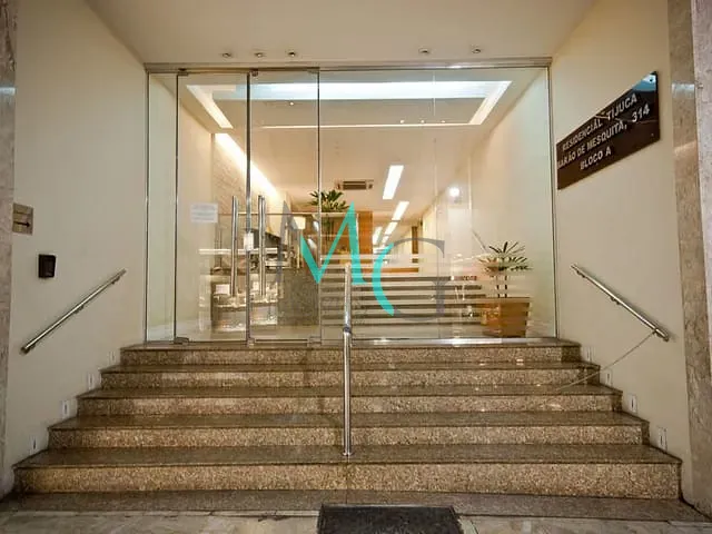 Apartamento 2 quartos e 2 banheiros, à venda, no bairro Tijuca em Rio de Janeiro