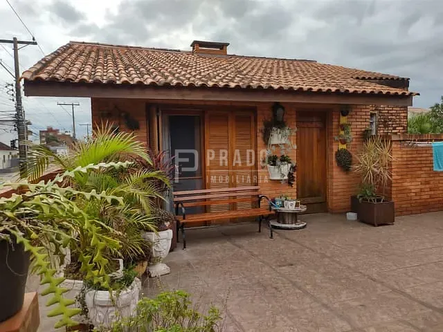 Casa com 229m² 3 quartos e 3 banheiros, à venda, no bairro Centro em Pelotas