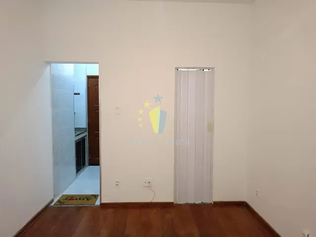 Apartamento com 21m² 1 quarto e 1 banheiro, para alugar, no bairro Botafogo em Rio de Janeiro