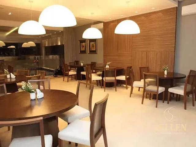 Apartamento com 226m² 3 quartos e 4 banheiros, à venda, no bairro Centro em Balneário Camboriú