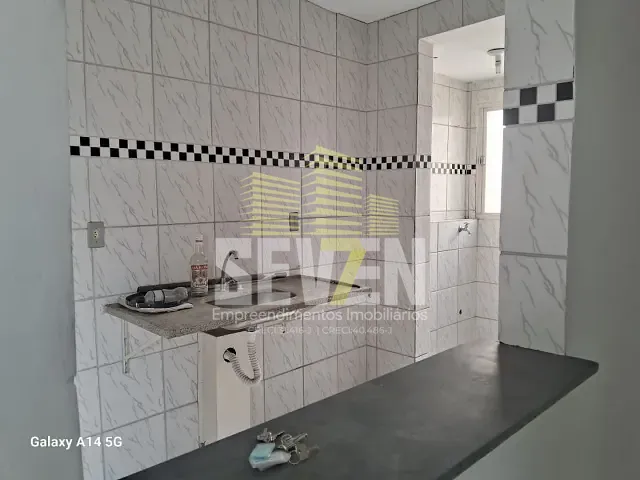 Apartamento com 47m² 2 quartos e 1 banheiro, à venda, no bairro Núcleo Habitacional Vereador Edson Francisco da Silva em Bauru
