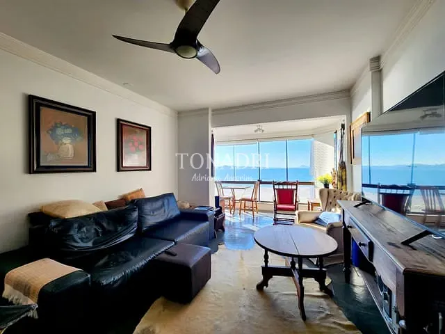 Apartamento com 213m² 3 quartos e 3 banheiros, à venda, no bairro Barra Sul em Balneário Camboriú