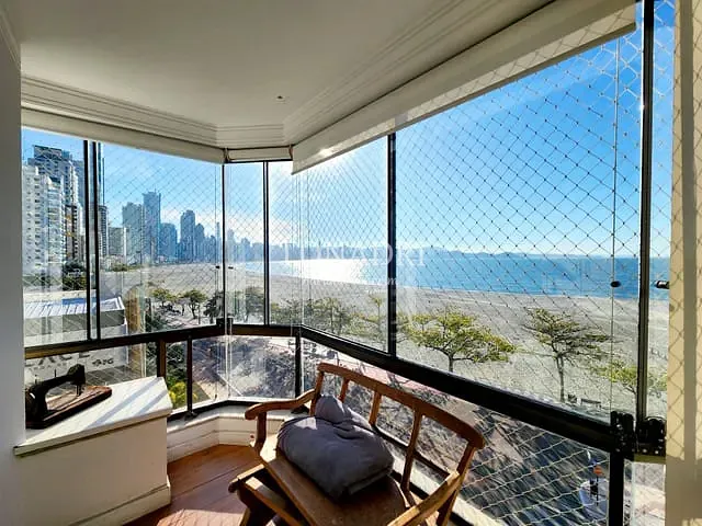 Apartamento com 213m² 3 quartos e 3 banheiros, à venda, no bairro Barra Sul em Balneário Camboriú