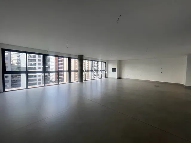 Apartamento com 333m² 3 quartos e 5 banheiros, à venda, no bairro Gleba Fazenda Palhano em Londrina