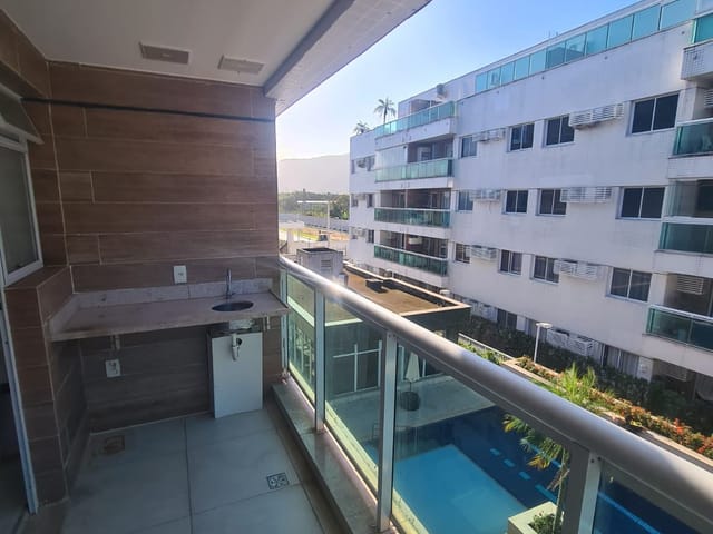 Apartamento com 67m² 2 quartos e 2 banheiros, para alugar, no bairro Vargem Pequena em Rio de Janeiro