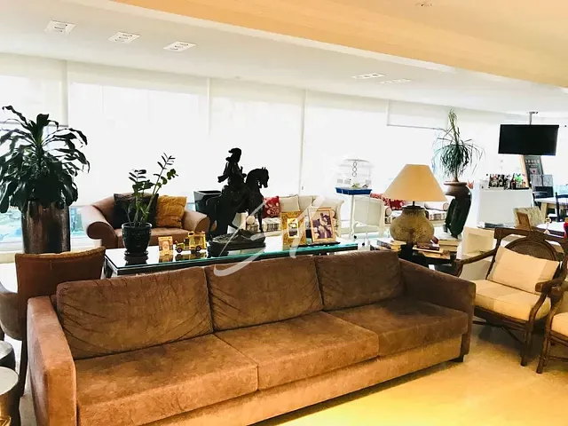 Apartamento com 326m² 4 quartos e 6 banheiros, à venda, no bairro Jardim Anália Franco em São Paulo