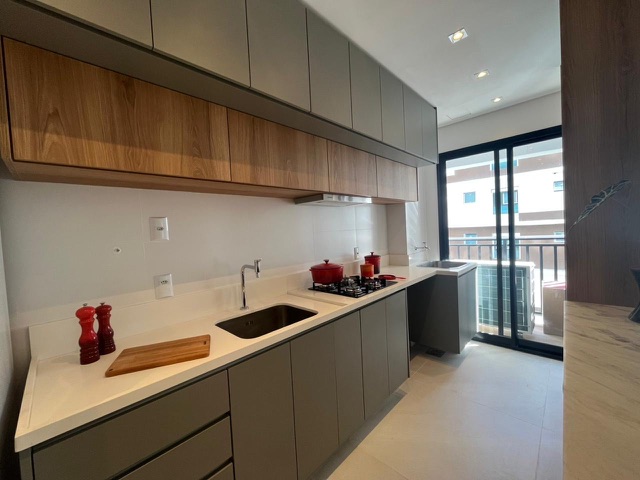Apartamento para locação, mobiliado, Gyro Vaca Brava, Setor Bueno, Goiânia, GO
