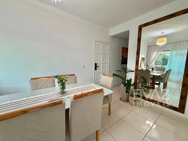 Apartamento 2 quartos e 1 banheiro, à venda, no bairro Vinhateiro em São Pedro da Aldeia
