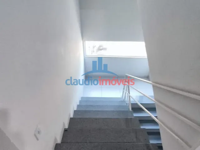 Apartamento 2 quartos e 1 banheiro, à venda, no bairro Jardim Amália em Volta Redonda