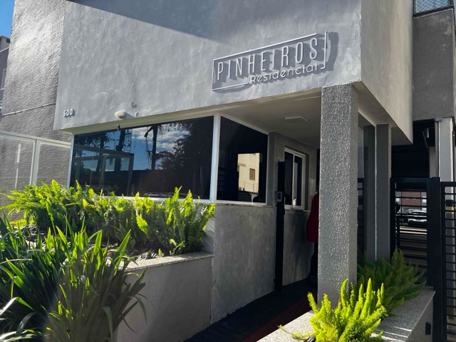 Apartamento 2 quartos e 1 banheiro, à venda, no bairro Parque Jamaica em Londrina