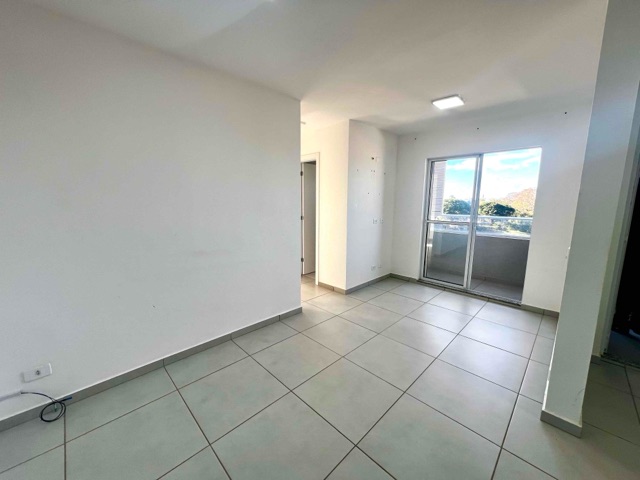 Apartamento 2 quartos e 1 banheiro, à venda, no bairro Parque Jamaica em Londrina