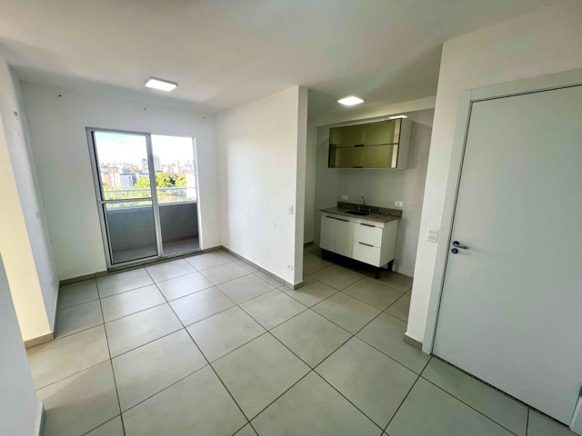 Apartamento 2 quartos e 1 banheiro, à venda, no bairro Parque Jamaica em Londrina