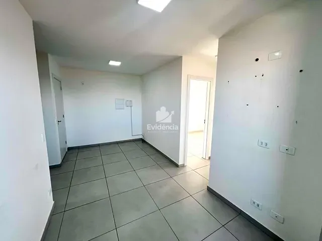 Apartamento 2 quartos e 1 banheiro, à venda, no bairro Parque Jamaica em Londrina