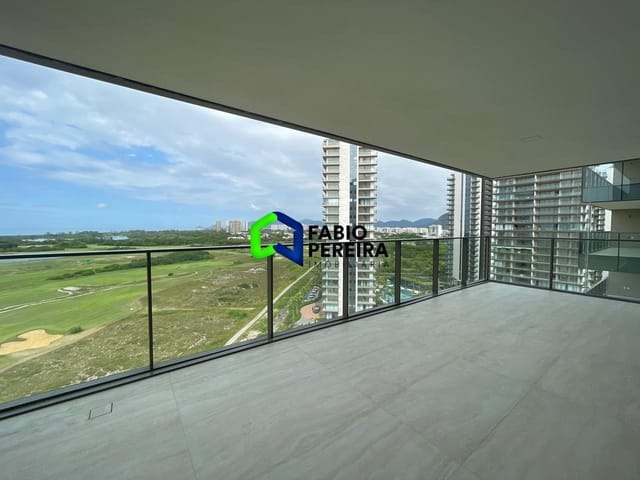 Apartamento com 195m² 4 quartos e 5 banheiros, à venda, no bairro Barra da Tijuca em Rio de Janeiro
