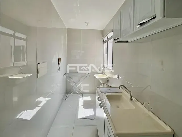 Apartamento 2 quartos e 1 banheiro, para alugar, no bairro Ponto Certo em Camaçari
