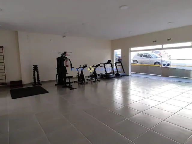 Apartamento 2 quartos e 1 banheiro, à venda ou para alugar, no bairro Morin em Petrópolis