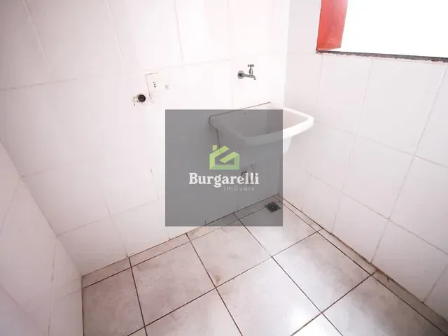 Apartamento 2 quartos e 1 banheiro, à venda, no bairro Colinas da Serra em Lavras