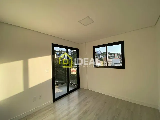 Apartamento 2 quartos e 1 banheiro, para alugar, no bairro Cinquentenário em Concórdia