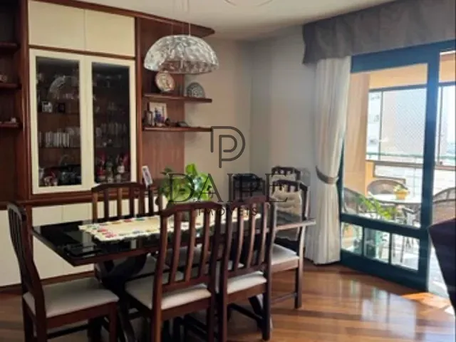 Apartamento com 232m² 3 quartos e 3 banheiros, à venda, no bairro Centro em Novo Hamburgo