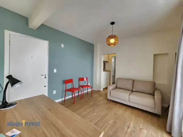 Apartamento 1 quarto e 1 banheiro, à venda, no bairro Campinas em São José