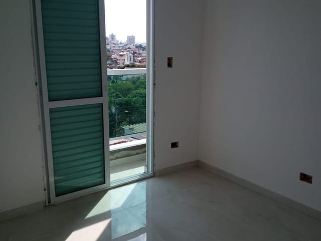 Apartamento 2 quartos e 2 banheiros, à venda, no bairro Vila Curuçá em Santo André