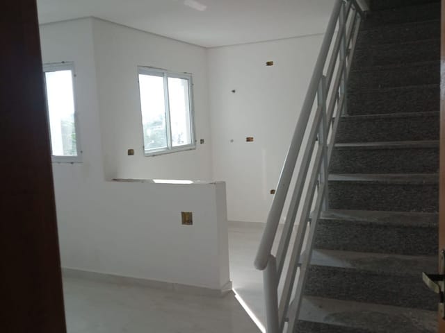 Apartamento 2 quartos e 2 banheiros, à venda, no bairro Vila Curuçá em Santo André