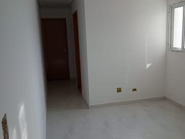 Apartamento 2 quartos e 2 banheiros, à venda, no bairro Vila Curuçá em Santo André
