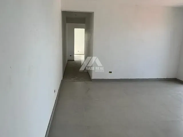 Apartamento com 78m² 2 quartos e 1 banheiro, à venda, no bairro Uvaranas em Ponta Grossa