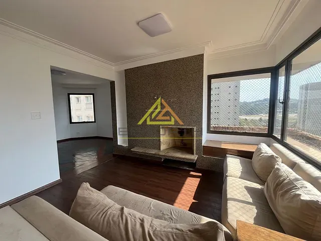 Apartamento com 250m² 4 quartos e 5 banheiros, para alugar, no bairro Jardim Europa em São Paulo
