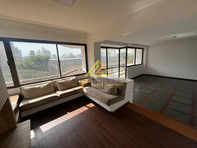 Apartamento com 250m² 4 quartos e 5 banheiros, para alugar, no bairro Jardim Europa em São Paulo