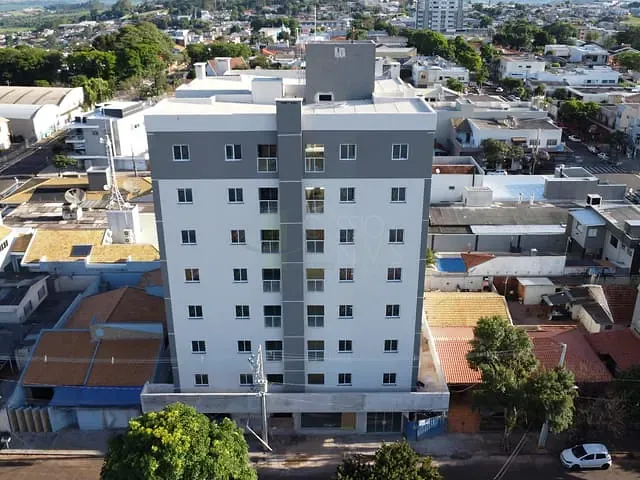 Apartamento com 107m² 2 quartos e 2 banheiros, à venda, no bairro Centro em Apucarana