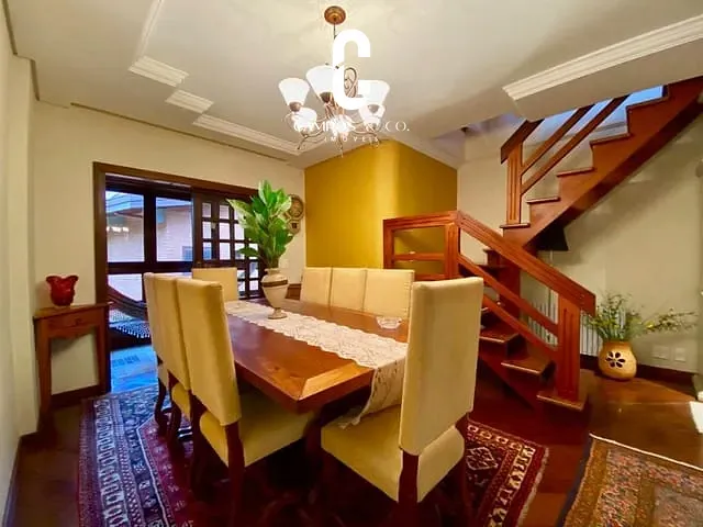 Apartamento 4 quartos e 4 banheiros, à venda, no bairro Vila Capivari em Campos Do Jordão