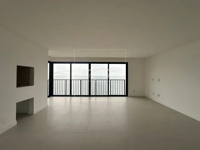 Apartamento 3 quartos e 4 banheiros, à venda, no bairro Pereque em Porto Belo