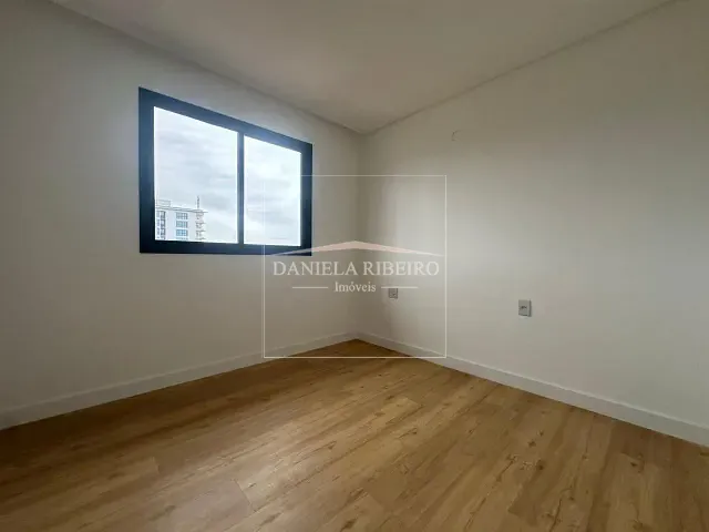 Apartamento 3 quartos e 4 banheiros, à venda, no bairro Pereque em Porto Belo