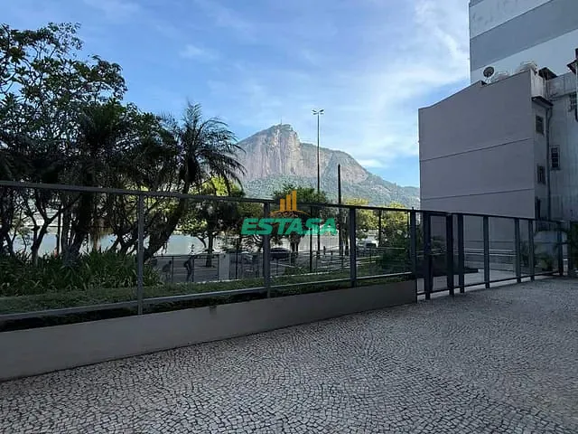 Apartamento 4 quartos e 3 banheiros, à venda, no bairro Lagoa em Rio de Janeiro