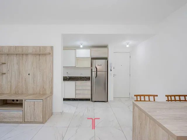 Apartamento com 69m² 2 quartos e 2 banheiros, para alugar, no bairro Lindóia em Curitiba