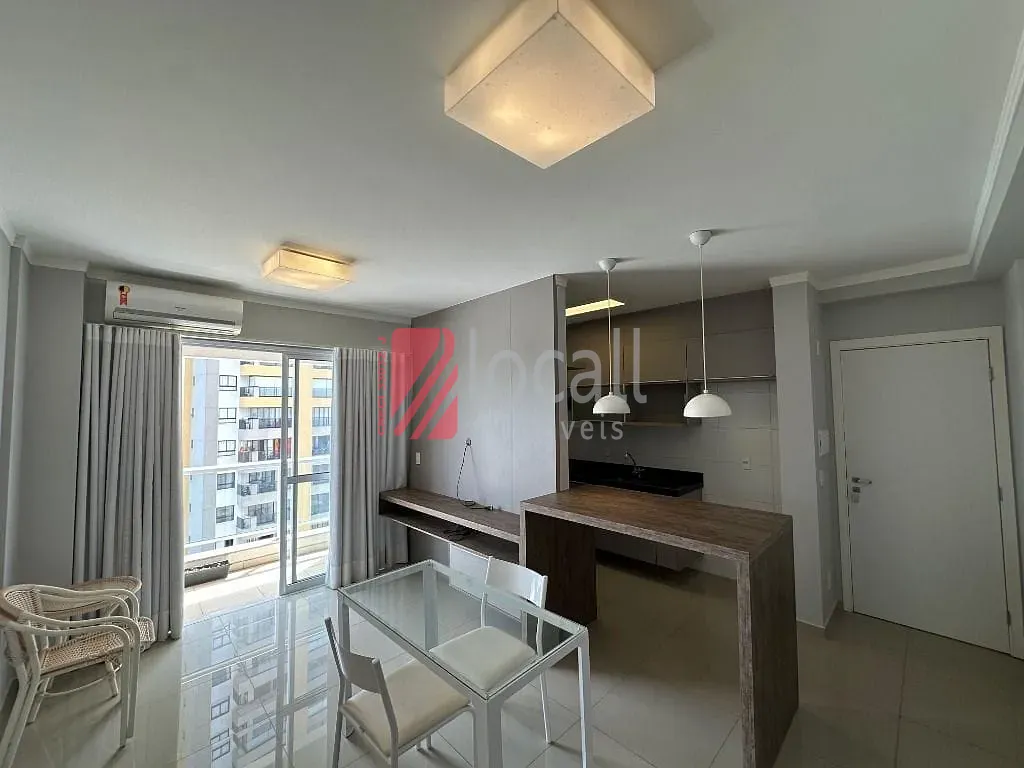 Apartamento com 2 quartos à venda, 53m² — foto 2 de 17