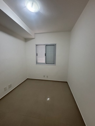 Apartamento 2 quartos e 2 banheiros, para alugar, no bairro Parque União em Jundiaí