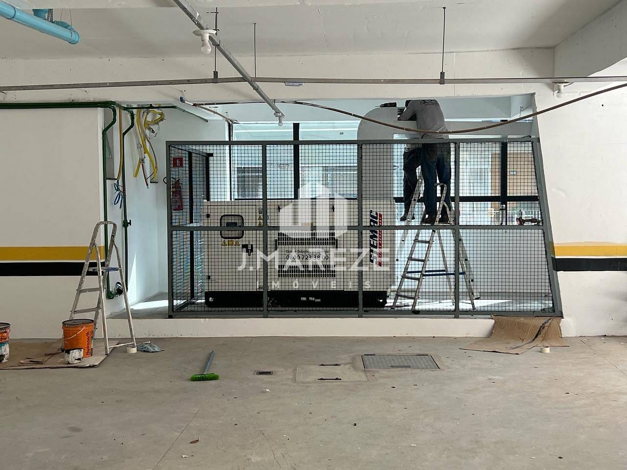 Apartamento à venda com 3 quartos, 137m² - Foto 27
