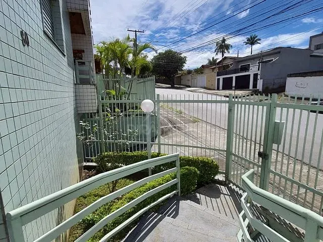Apartamento com 120m² 2 quartos e 2 banheiros, para alugar, no bairro Jardim Quisisana em Poços de Caldas