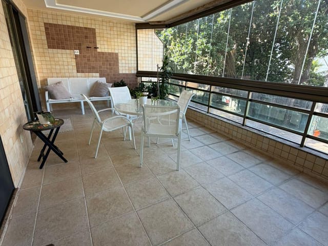 Apartamento com 115m² 3 quartos e 2 banheiros, para alugar, no bairro Recreio dos Bandeirantes em Rio de Janeiro