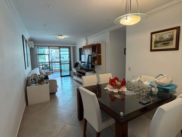 Apartamento com 115m² 3 quartos e 2 banheiros, para alugar, no bairro Recreio dos Bandeirantes em Rio de Janeiro