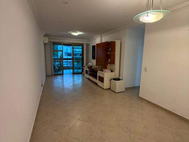 Apartamento com 114m² 3 quartos e 3 banheiros, para alugar, no bairro Recreio dos Bandeirantes em Rio de Janeiro