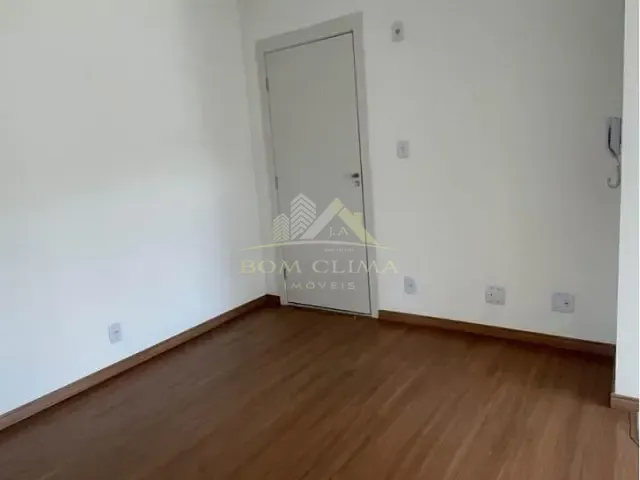 Apartamento 2 quartos e 1 banheiro, à venda, no bairro Bandeirantes em Juiz de Fora