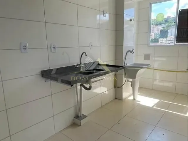 Apartamento 2 quartos e 1 banheiro, à venda, no bairro Bandeirantes em Juiz de Fora