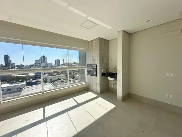 Apartamento com 222m² 3 quartos e 4 banheiros, à venda, no bairro Centro em Apucarana